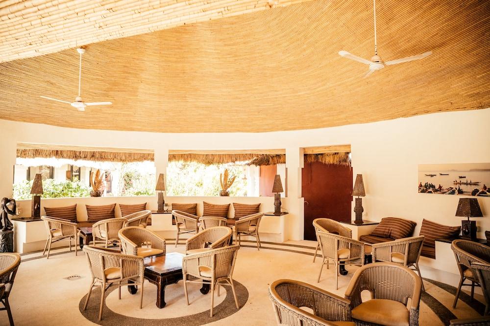 Hotel Royam Saly Portudal Eksteriør billede