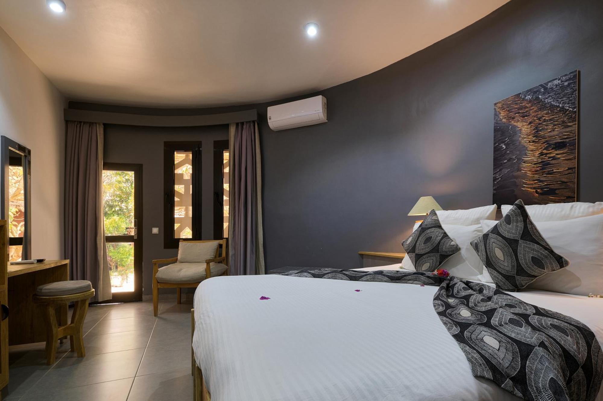 Hotel Royam Saly Portudal Eksteriør billede